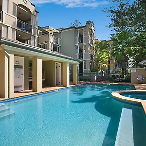Aparthotel Beaches On Wave Street Gold Coast