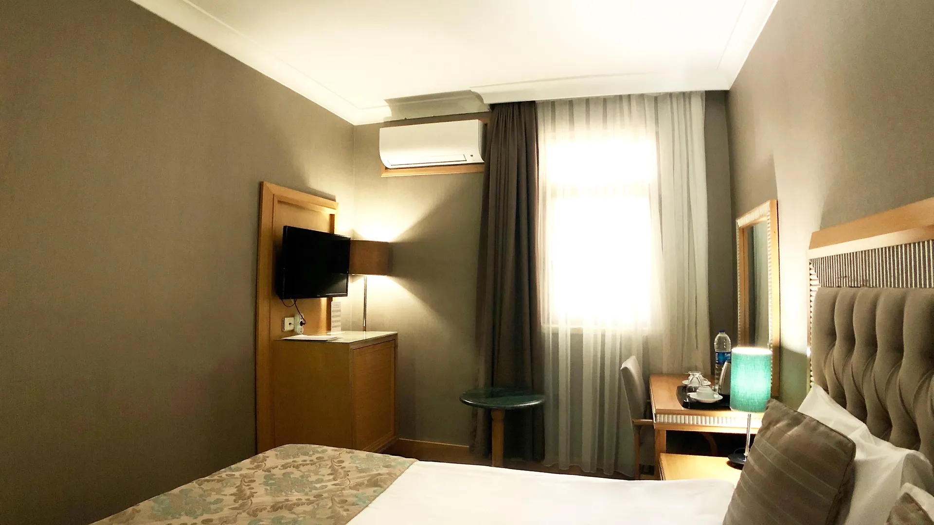 Hotel Villa Zurich Istanbul 3*,